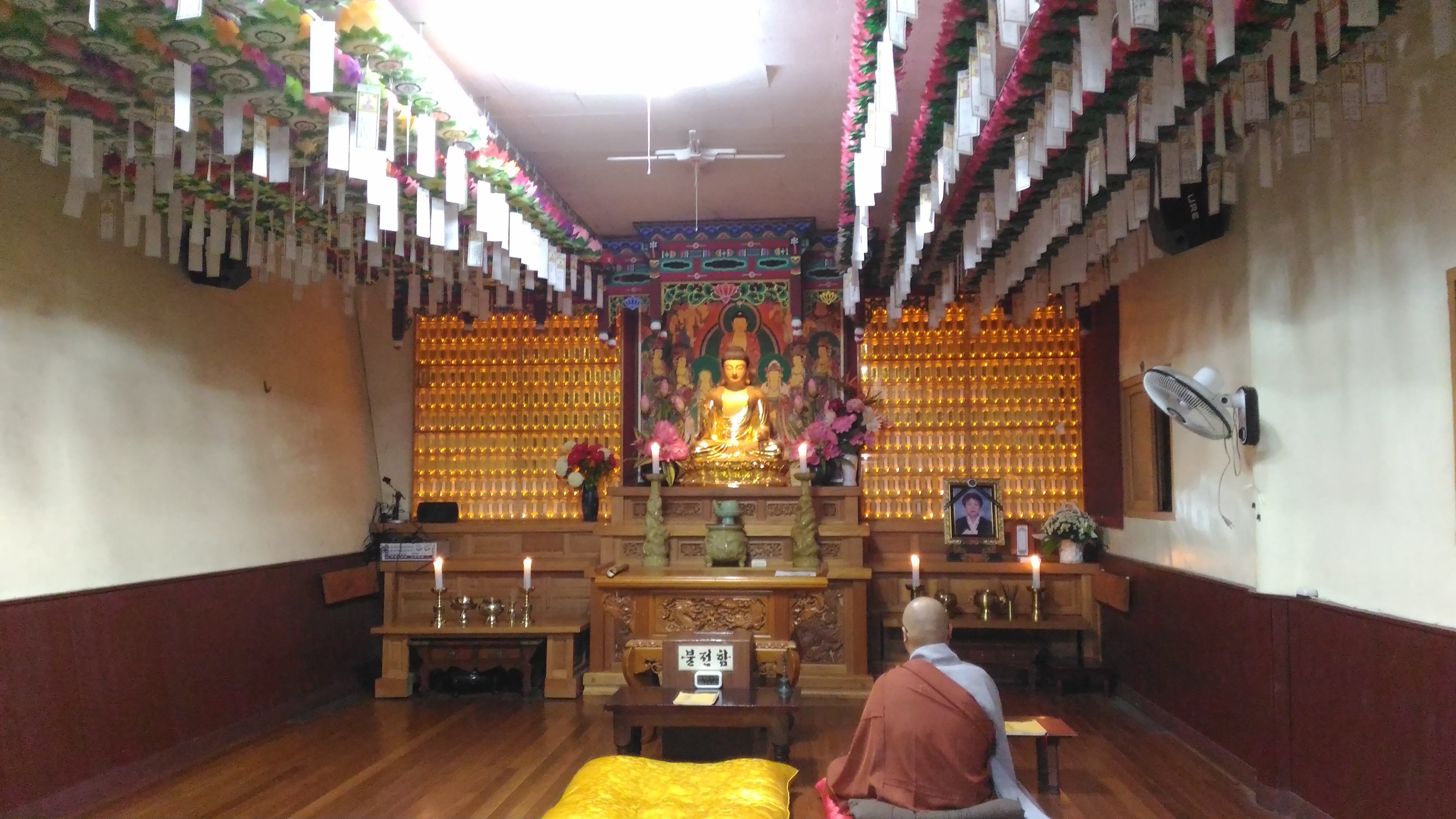 Morning chanting service hall.